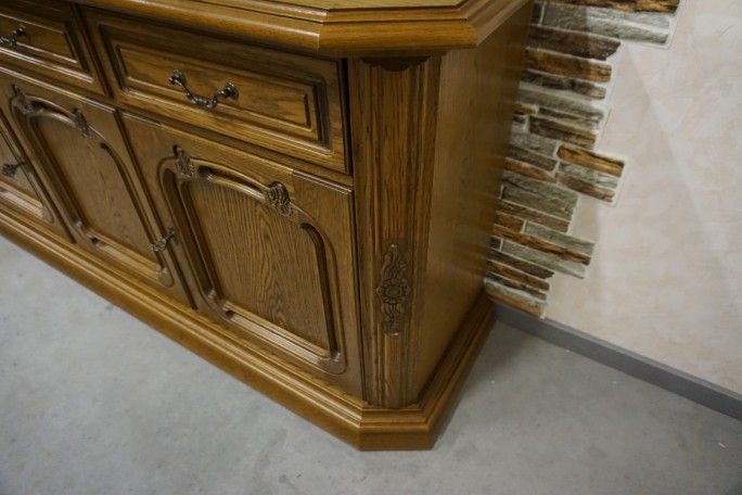 KOMODA DĘBOWA 3 DRZWIOWA SZER. 164 CM