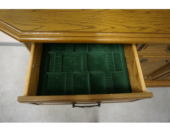 KOMODA DĘBOWA 3 DRZWIOWA SZER. 164 CM