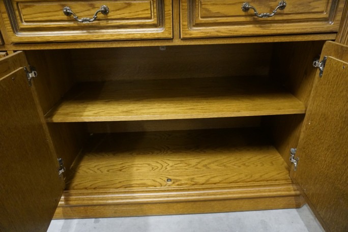 KOMODA DĘBOWA 3 DRZWIOWA SZER. 164 CM