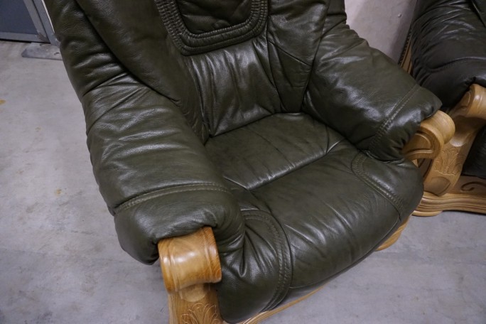 ZESTAW SKÓRA NATURALNA NA STELAŻU DĘBOWYM...