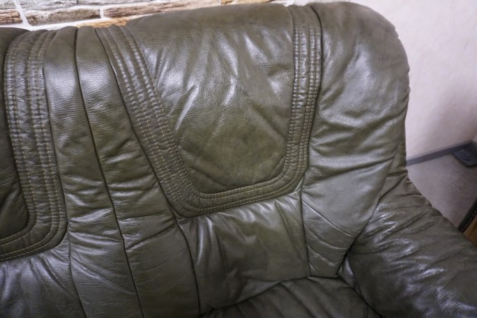 ZESTAW SKÓRA NATURALNA NA STELAŻU DĘBOWYM...