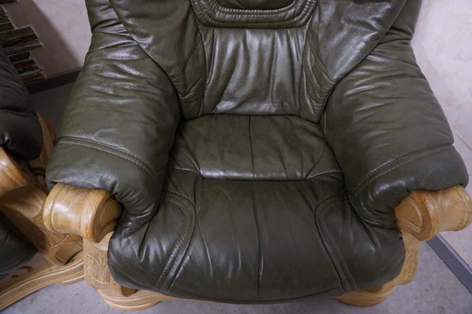 ZESTAW SKÓRA NATURALNA NA STELAŻU DĘBOWYM...