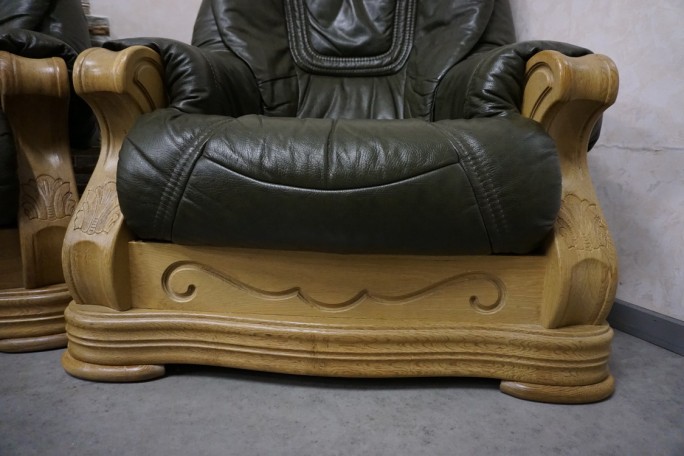 ZESTAW SKÓRA NATURALNA NA STELAŻU DĘBOWYM...