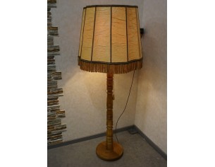 LAMPA STOJĄCA DĘBOWA ZE STYLOWYM DUŻYM ABAŻUREM 65/65 CM 2