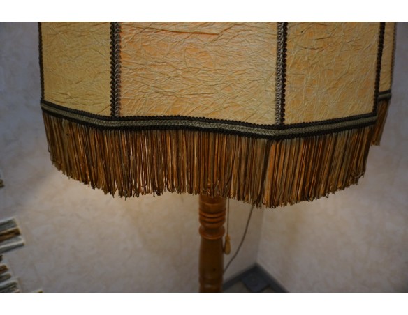 LAMPA STOJĄCA DĘBOWA ZE STYLOWYM DUŻYM ABAŻUREM 65/65 CM