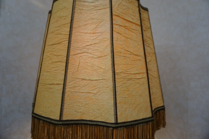 LAMPA STOJĄCA DĘBOWA ZE STYLOWYM DUŻYM ABAŻUREM...