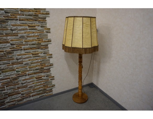 LAMPA STOJĄCA DĘBOWA ZE STYLOWYM DUŻYM ABAŻUREM 65/65 CM