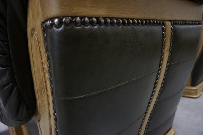 ZESTAW SKÓRA NATURALNA NA STELAŻU DĘBOWYM...