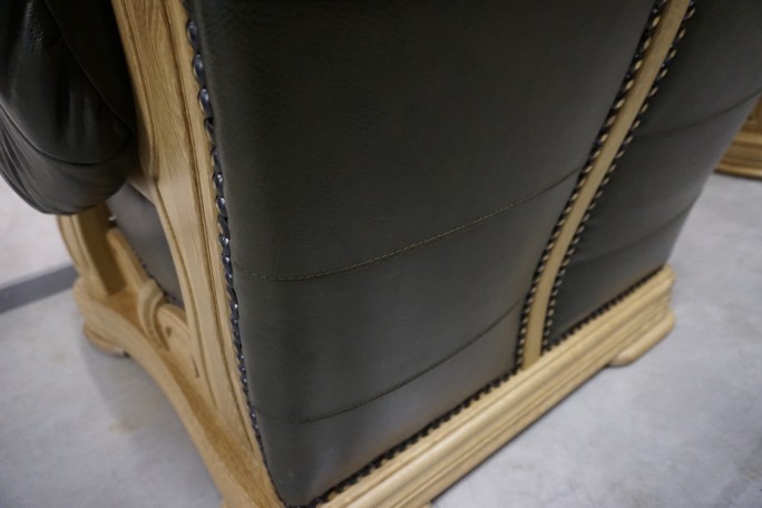 ZESTAW SKÓRA NATURALNA NA STELAŻU DĘBOWYM...