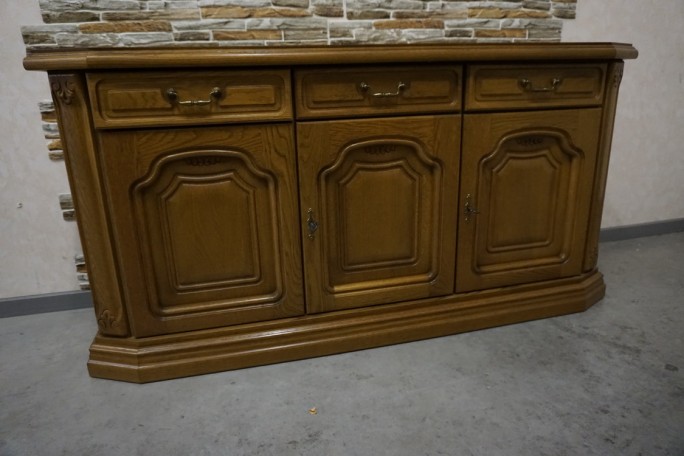 KOMODA DĘBOWA 3 DRZWIOWA SZER. 158 CM