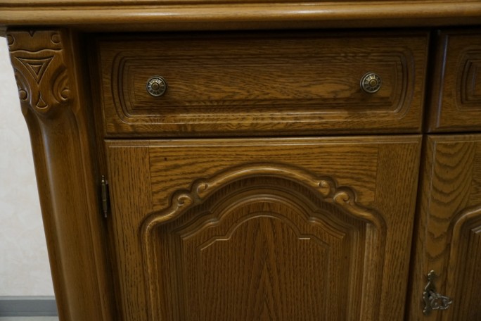 KOMODA DĘBOWA 4 DRZWIOWA SZER. 208 CM