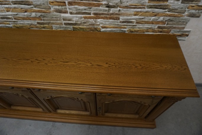 KOMODA DĘBOWA 4 DRZWIOWA SZER. 208 CM