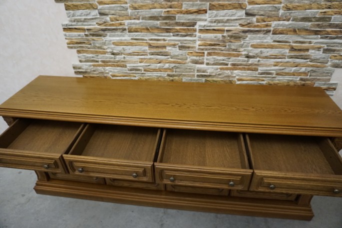 KOMODA DĘBOWA 4 DRZWIOWA SZER. 208 CM