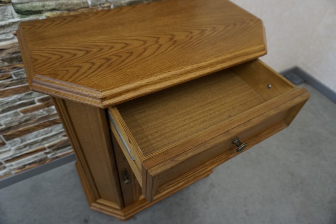 KOMODA DĘBOWA MAŁA WĄSKA  SZER. 69 CM