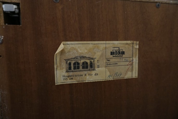 WITRYNA WISZĄCA DĘBOWA SZER. 167 CM