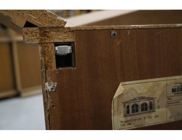 WITRYNA WISZĄCA DĘBOWA SZER. 167 CM