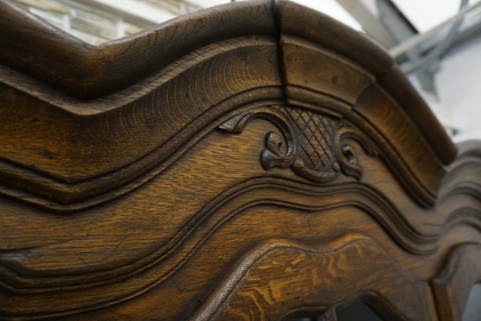 WITRYNA Z KOMODĄ CIEMNY LITY DĄB SZER. 169CM