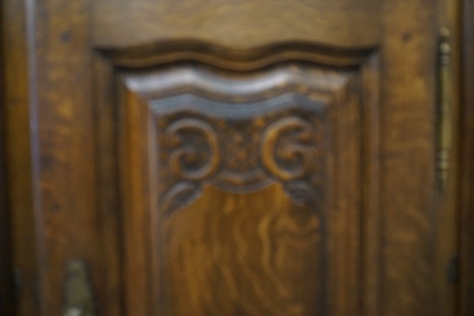 WITRYNA Z KOMODĄ CIEMNY LITY DĄB SZER. 169CM