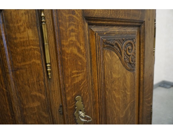 WITRYNA Z KOMODĄ CIEMNY LITY DĄB SZER. 169CM