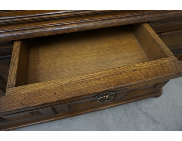 WITRYNA Z KOMODĄ CIEMNY LITY DĄB SZER. 169CM