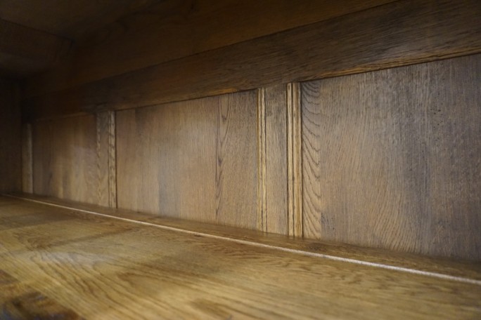 WITRYNA Z KOMODĄ CIEMNY LITY DĄB SZER. 169CM