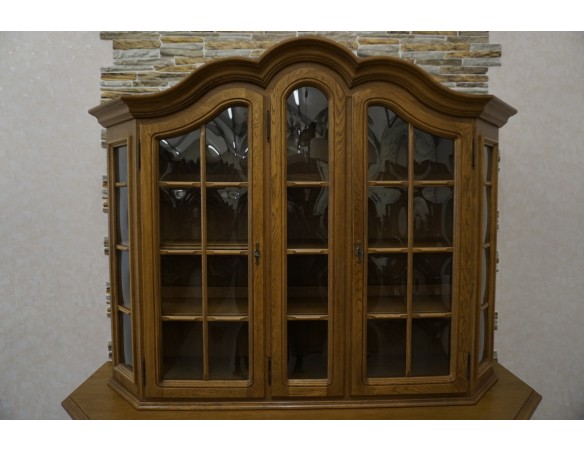 WITRYNA Z KOMODĄ DĘBOWA PODŚWIETLANA SZER. 185 CM