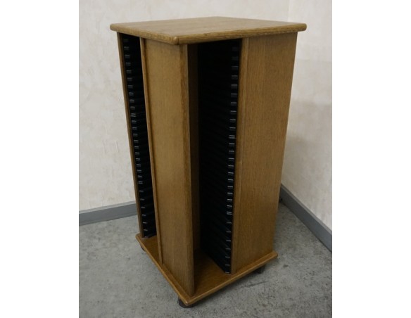 STOJAK DĘBOWY NA PŁYTY CD , DVD SZER. 35x35 CM