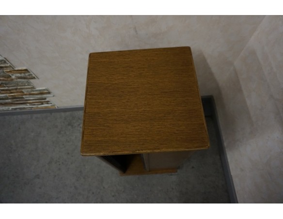 STOJAK DĘBOWY NA PŁYTY CD , DVD SZER. 35x35 CM