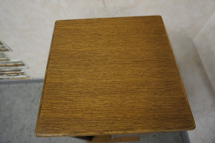 STOJAK DĘBOWY NA PŁYTY CD , DVD SZER. 35x35 CM