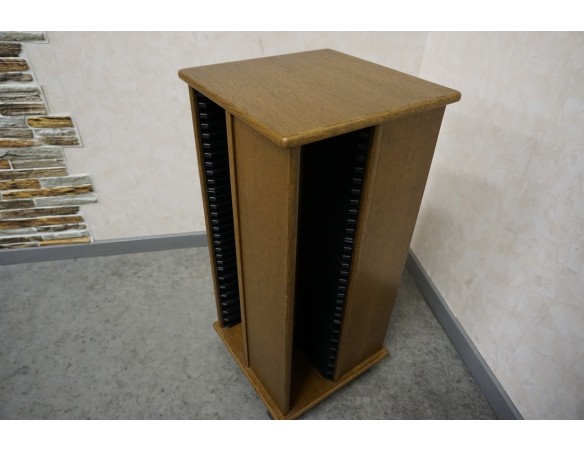 STOJAK DĘBOWY NA PŁYTY CD , DVD SZER. 35x35 CM