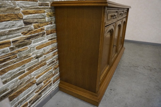 KOMODA DĘBOWA 3 DRZWIOWA SZER. 162 CM