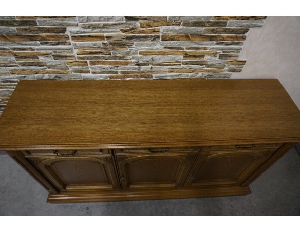 KOMODA DĘBOWA 3 DRZWIOWA SZER. 162 CM