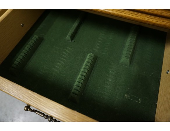 KOMODA DĘBOWA 3 DRZWIOWA SZER. 162 CM