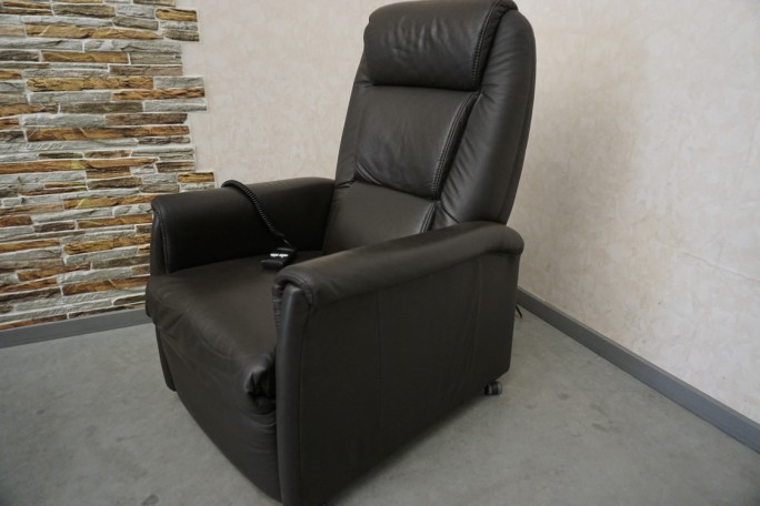 FOTEL ELEKTRYCZNY NA PILOTA SKÓRA NATURALNA...