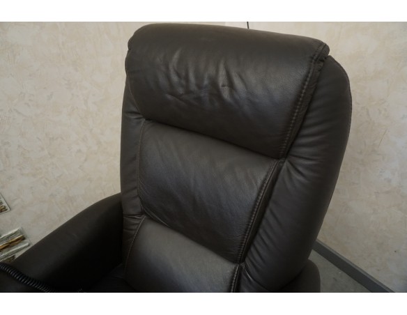 FOTEL ELEKTRYCZNY NA PILOTA SKÓRA NATURALNA FUNKCJA POMOCY WSTAWANIA