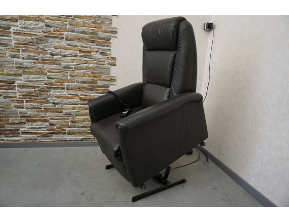FOTEL ELEKTRYCZNY NA PILOTA SKÓRA NATURALNA FUNKCJA POMOCY WSTAWANIA
