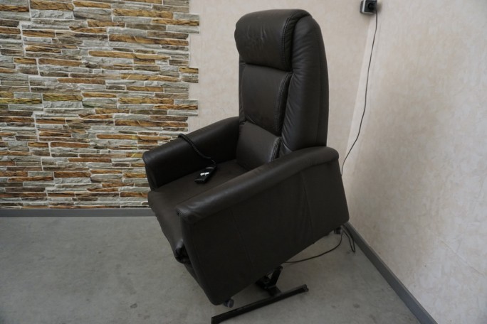 FOTEL ELEKTRYCZNY NA PILOTA SKÓRA NATURALNA...