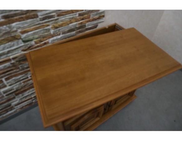 KOMÓDKA DĘBOWA RTV SZER. 88 CM