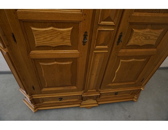 SZAFA DĘBOWA DWUDRZWIOWA SZER. 165 CM