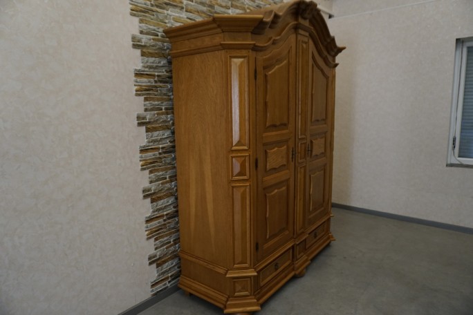 SZAFA DĘBOWA DWUDRZWIOWA SZER. 165 CM