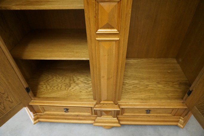 SZAFA DĘBOWA DWUDRZWIOWA SZER. 165 CM