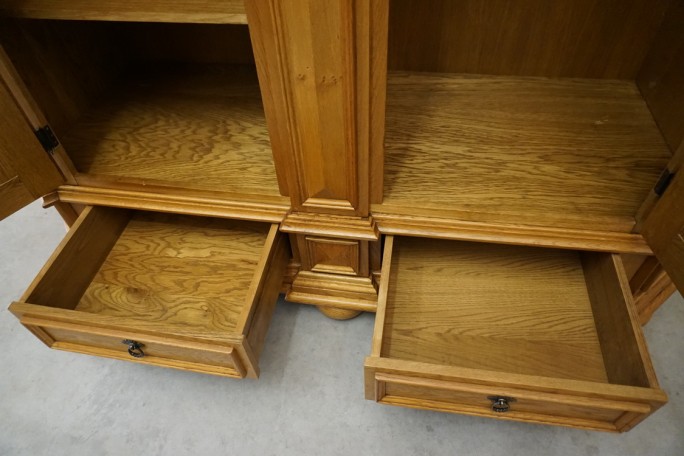 SZAFA DĘBOWA DWUDRZWIOWA SZER. 165 CM