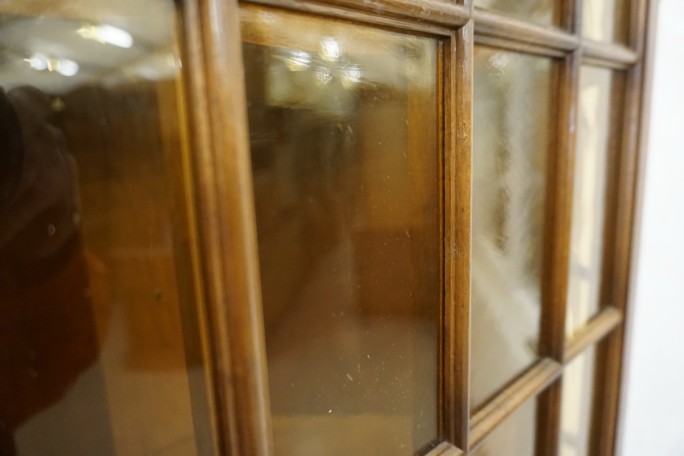 WITRYNA NAROŻNA ORZECHOWA 56/56 CM