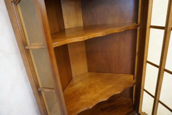 WITRYNA NAROŻNA ORZECHOWA 56/56 CM