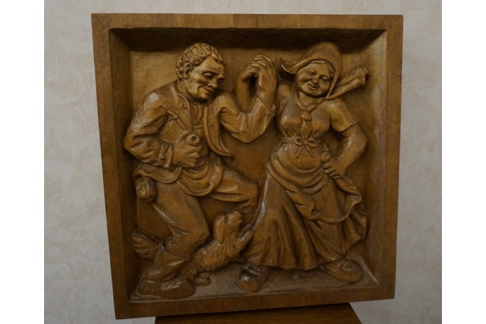 OBRAZ DĘBOWY RZEŹBIONY Z LITEGO DĘBU  48cm x 48 cm