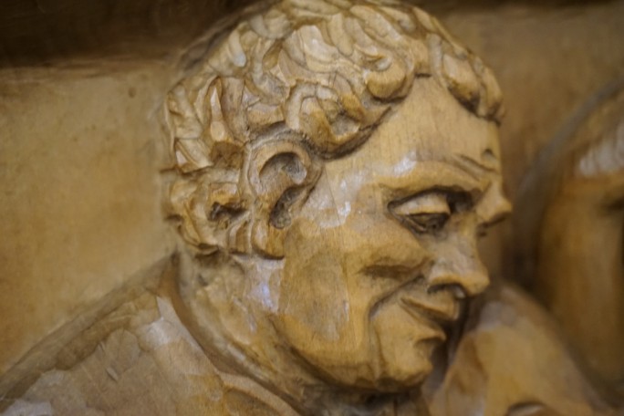 OBRAZ DĘBOWY RZEŹBIONY Z LITEGO DĘBU  48cm x 48 cm