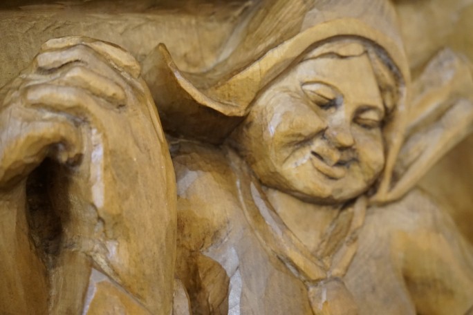 OBRAZ DĘBOWY RZEŹBIONY Z LITEGO DĘBU  48cm x 48 cm