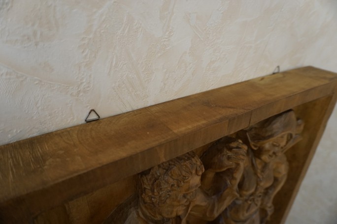 OBRAZ DĘBOWY RZEŹBIONY Z LITEGO DĘBU  48cm x 48 cm