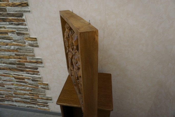 OBRAZ DĘBOWY RZEŹBIONY Z LITEGO DĘBU  48cm x 48 cm