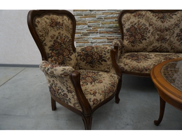 ZESTAW CHIPPENDALE SOFA 2 OS. + 2 FOTELE + ŁAWA Z RAFIĄ